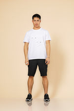 טישירט לייקרה דפוס יולו בצבע לבן