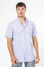 חולצה מכופתרת שרוולים קצרים בצבע תכלת