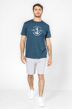 טישירט בייסיק בצבע טורקיז עם הדפס