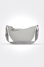 פאוץ' בצבע שחור