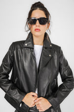 ג'קט עור בצבע שחור | קנת קול