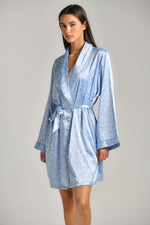 חלוק בית לנשים