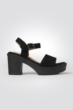 סנדלי עקב לנשים במראה זמש בצבע שחור