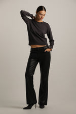 סריג בייסיק עם מחשוף עגול | קנת קול