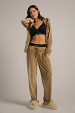 מכנסי טרנינג קטיפה בגזרה ישרה | קנת קול