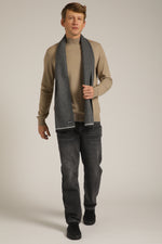 סריג דק עם צווארון גולף | קנת קול