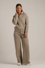 מכנסי טרנינג מתרחבים | קנת קול