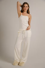 גופיית ספגטי בטקסטורת סריג | קנת קול