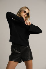 סריג גולף מעוצב עם לוגו המותג | קנת קול