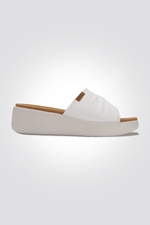 כפכפי פלטפורמה כיווצים בצבע לבן - MASHBIR//365