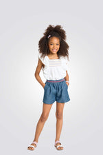 מכנסי ג'ינס קצרים לילדות עם עיטור במותן