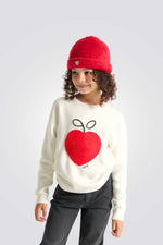 סוודר לילדות עם עיטורי סריגה