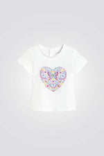 טישירט לתינוקות בצבע לבן עם הדפס לב ופרפרים