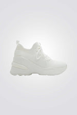 סניקרס אופנתיות לנשים בצבע לבן