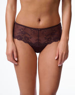 תחתון חוטיני תחרה | FEMINA