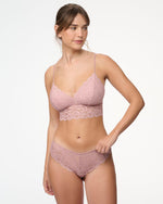 תחתון ברזילאי טנגה תחרת פרחים | FEMINA