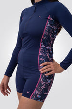 חולצת שחייה שרוול ארוך לנשים בצבע כחול וורוד - MASHBIR//365