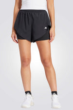 מכנסיים קצרים לנשים DESIGNED FOR TRAINING 2-IN-1 בצבע שחור
