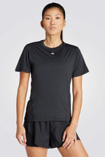 טישירט לנשים DESIGNED FOR TRAINING בצבע שחור