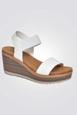 סנדלי פלטפורמה נוחות דגם רוקי לנשים בצבע לבן