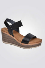 סנדלי פלטפורמה נוחות דגם רוקי לנשים בצבע שחור