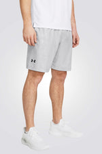 מכנסיים מבית המותג UNDER ARMOUR, עשויות מחומר מנדף זיעה ששומר על הגוף שלך לאורך האימון. מותן אלסטית להתאמה מושלמת. כיסים קדמיים לשמירה על החפצים שלך בדרך הטובה ביותר. 