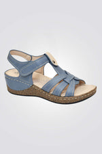 סנדלים לנשים עם רצועות בצבע נייבי