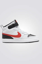 נעליים מבית המותג NIKE, בעלות מדרס פנימי רך במיוחד שעוטף את הרגל בנוחות בלתי מתפשרת. סולייה חיצונית עמידה שמספקת אחיזה מלאה בקרקע.