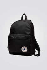 תיק מבית המותג CONVERSE, בעל תא איחסון גדול לשמירה נוחה על החפצים שלך בתוספת שרוול פנימי לאיחסון המחשב הנייד. כיסים צדדים לבקבוקי מים. רצועות אחוריות מתכוננות להתאמה מושלמת. מימדים: 44.5x30x19 ס"מ נפח: 24L
