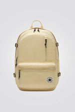 תיק מבית המותג CONVERSE בעל תא איחסון גדול במיוחד לשמירה על החפצים שלך בדרך הנוחה ביותר. שלושה כיסים נפרדים שמתאימים למגוון פריטים בגודל שונה . שני כיסי צד לבקבוקי מים. רמועות אחוריות מתכוננות לנשיאה מותאמת אישית. מימדים: 11.38X37.34X47.78 נפח: 26L