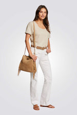 טישירט עם שרוולים קצרים