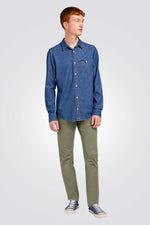 חולצה מכופתרת LEESURE בצבע כחול