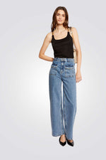 גופיה עם עיטור בכתפיות