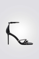 נעל עקב רצועות בצבע שחור