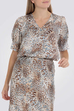 חולצה עם הדפס מנומר