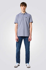 ג'ינס בצבע כחול