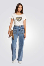 חולצת טי עם הדפס מנומר