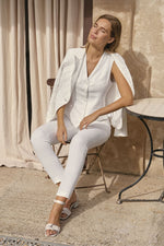 מכנס בצבע לבן