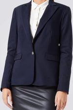 ג'קט מחוייט בצבע כחול