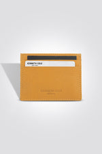 ארנק אשראי עור בצבע חרדל