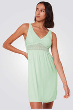 כותונת לילה Aura Spotlight NDK 03 X בצבע ירוק