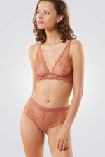 חזיית תחרה ללא ריפוד KARAT כתום אפרסק