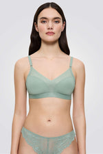 חזייה Triumph Shape Smart N ללא ריפוד בצבע ירוק