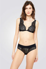 תחתוני צ'יקי KARMA בצבע שחור