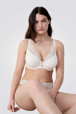 חזייה מרופדת BRILLANCE N*6 בצבע לבן