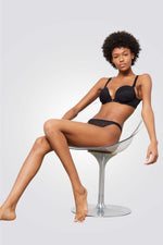 תחתוני טנגה GROOVE מבד תחרה שחור