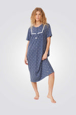 כותונת לילה בהדפס עלים