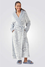 חלוק מבד פלאפי בהדפס זברה