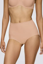 תחתונים מחטבים Becca Extra High בצבע בז'