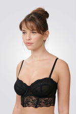 מחוך תחרה נוצץ עם ברזלים